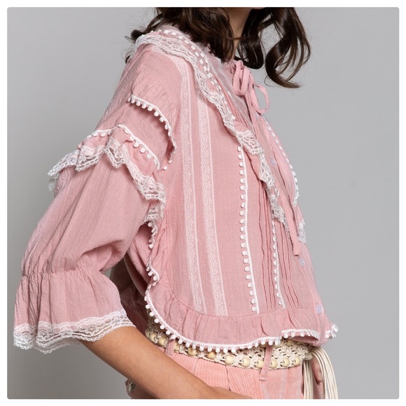 POL Malta Ruffles Pink Boxy Woven Lace Top - Picture 2 of 11
